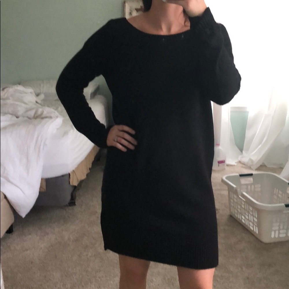 ❤️SOLD❤️Gap sweater dress NWT